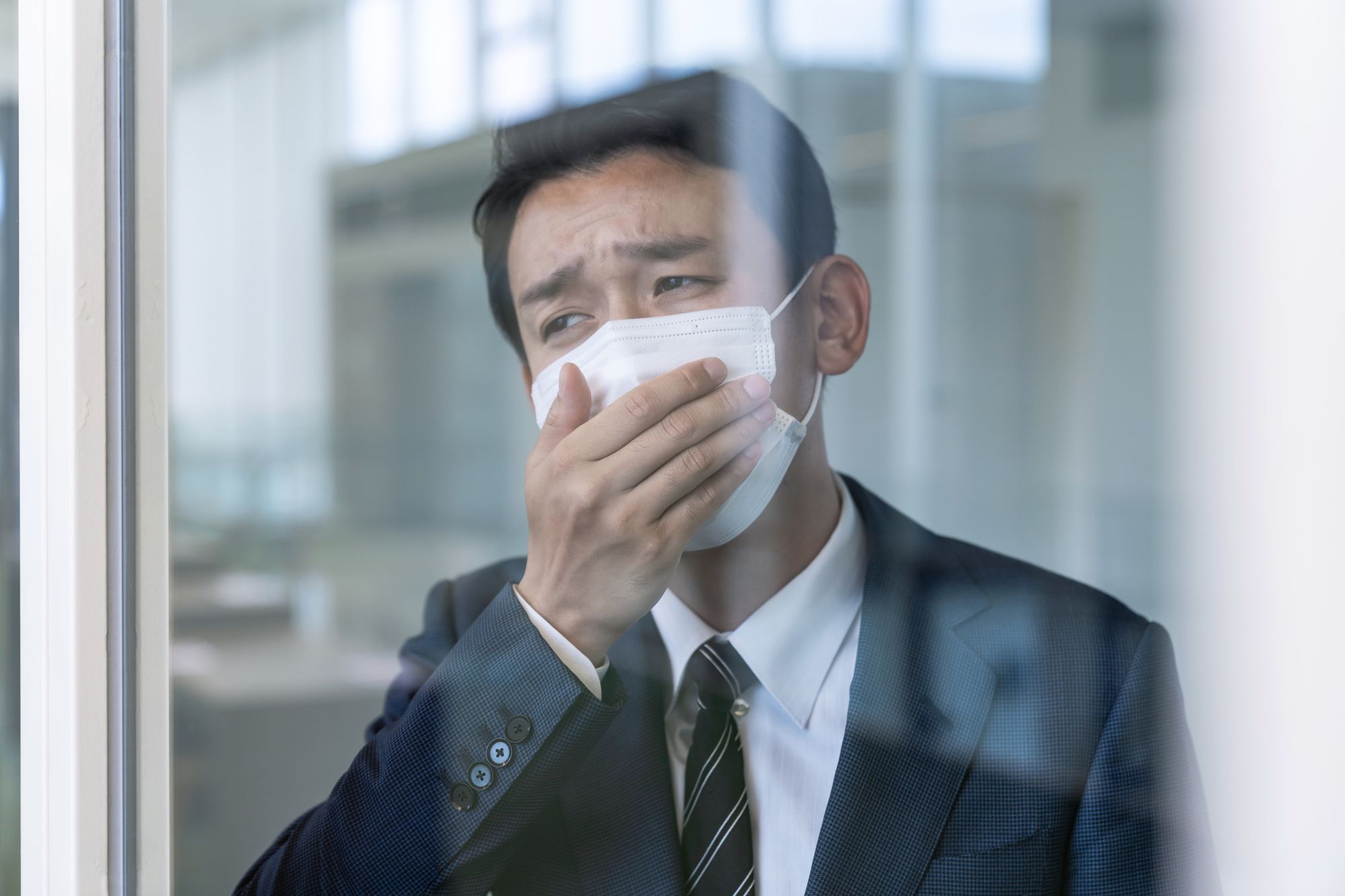 口臭が気になったら歯周病ではなく「胃」の病気かも?