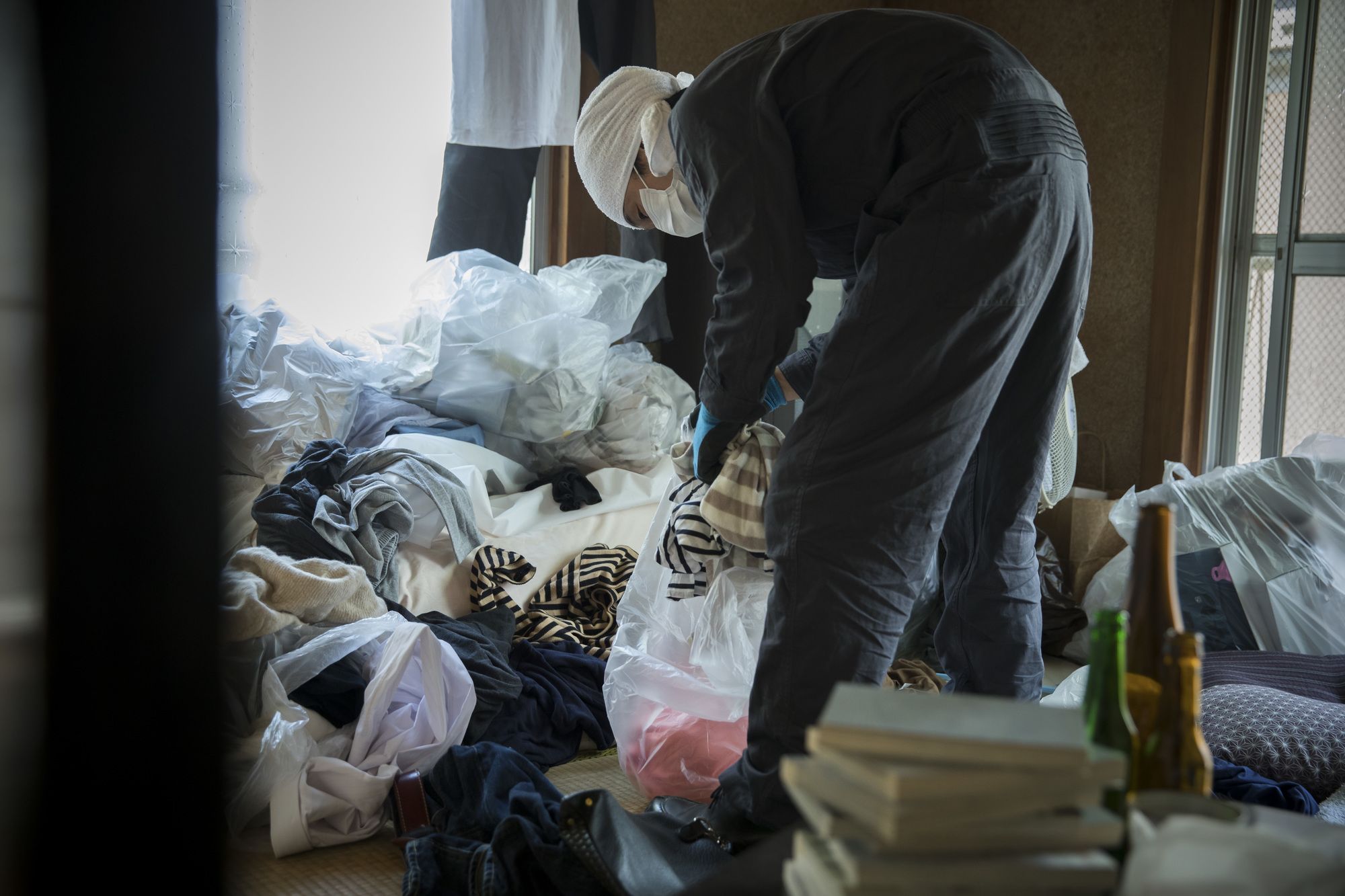壮絶なゴミ屋敷で発見した忘れられない「寝床」の話