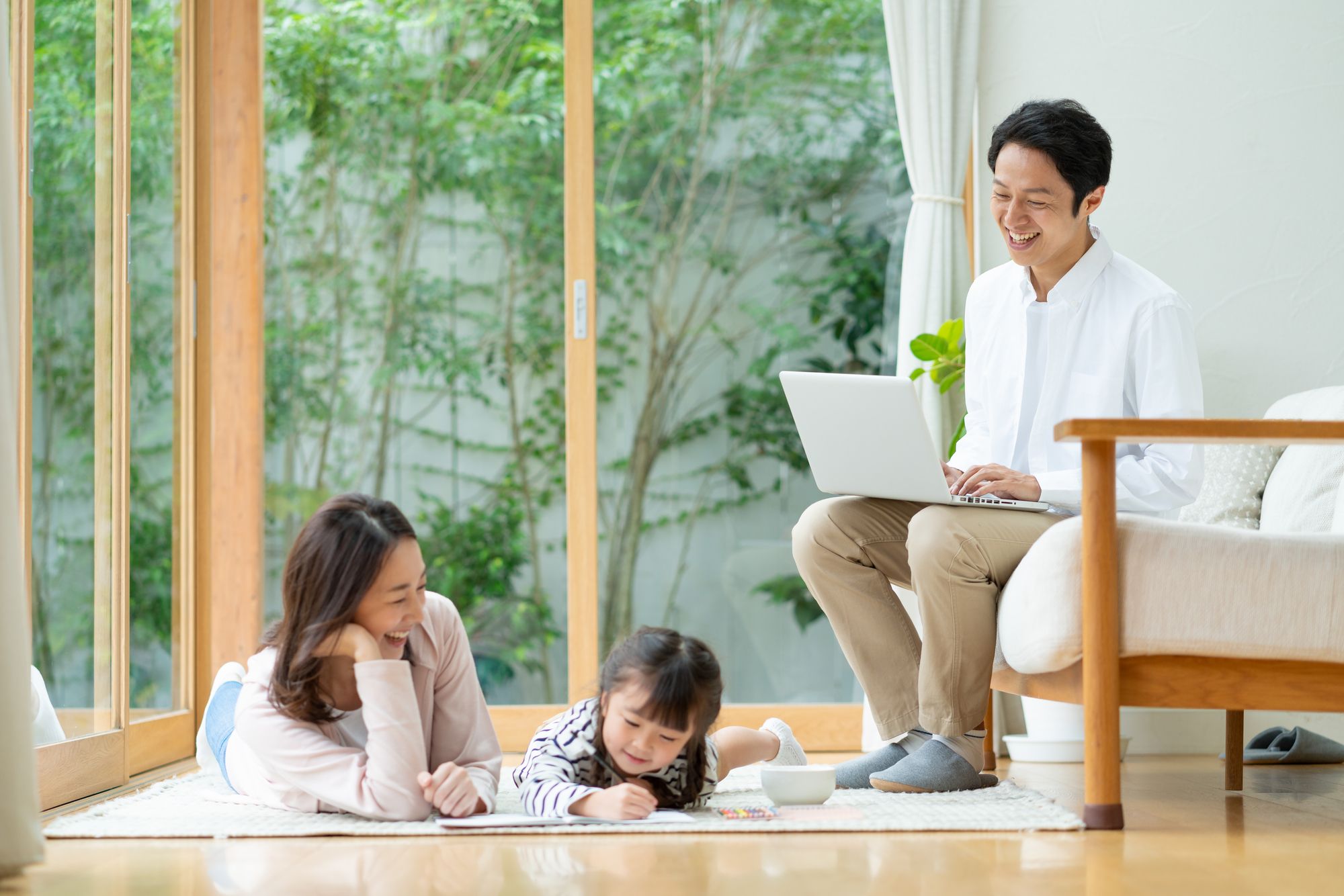 レンタルサービス「flarii」おうち時間を財布にやさしく便利に