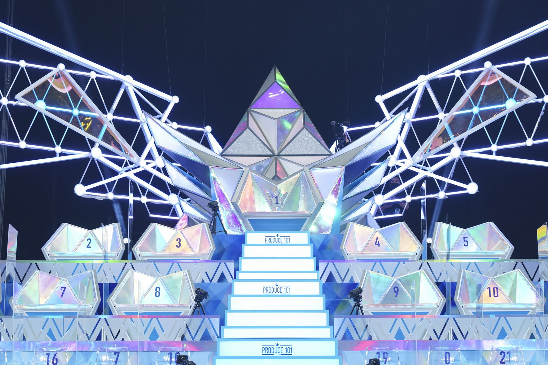 世界にはばたく11人へ!「PRODUCE 101 JAPAN SEASON2」スタート