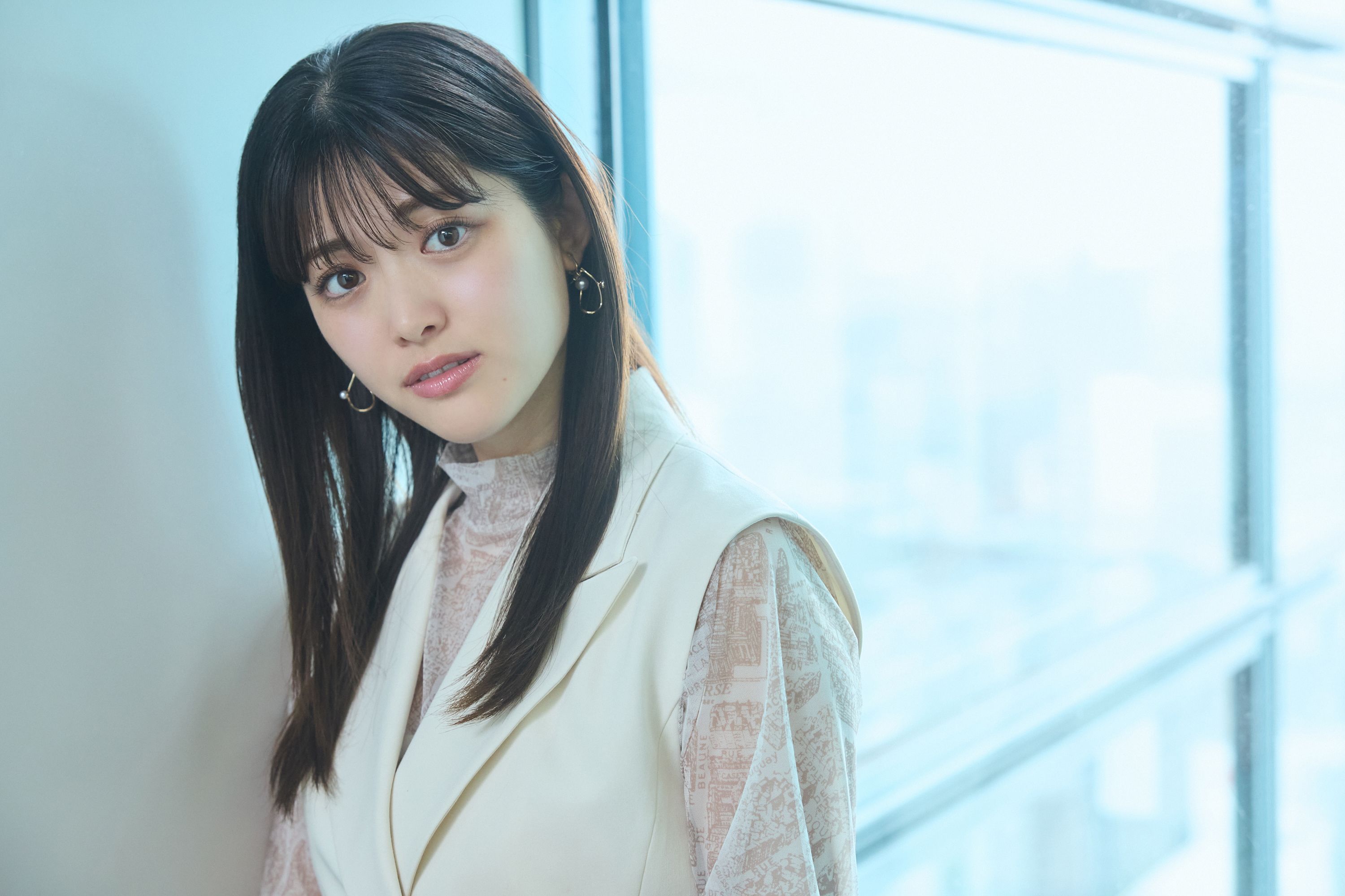 松村沙友理が演じる週末婚BBQライフ。見どころは「私のかわいさとおいしそうな料理」