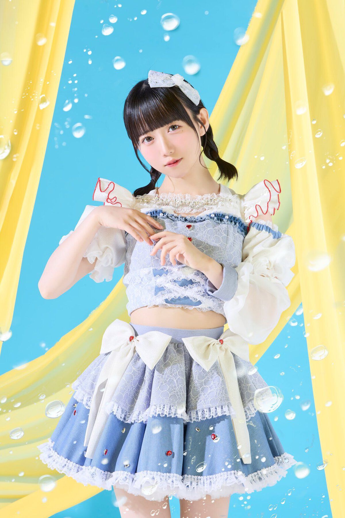 新居 歩美(にい・あゆみ)