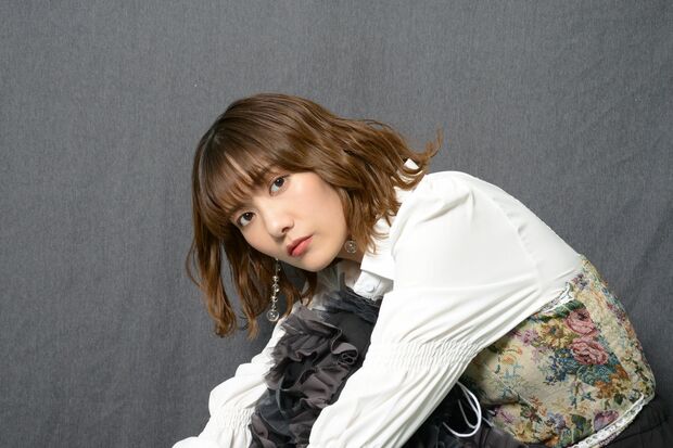グループ卒業後女優のキャリアを積む宮澤佐江の最新作は映画『犬、回転して、逃げる』