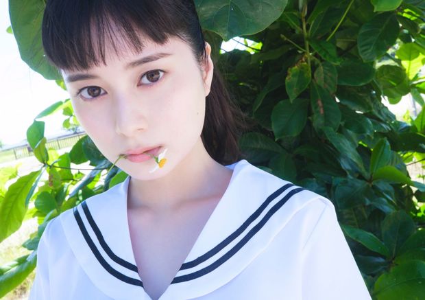 大久保桜子、撮り下ろしのみで構成したデジタル限定写真集『Luna』をリリース!!