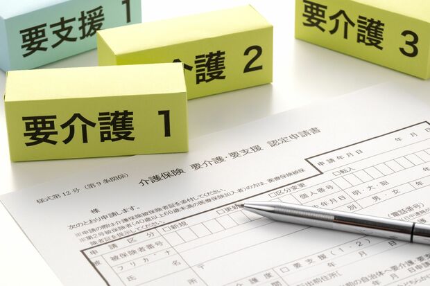 親が認知症!? そのあとに起こる3つの問題