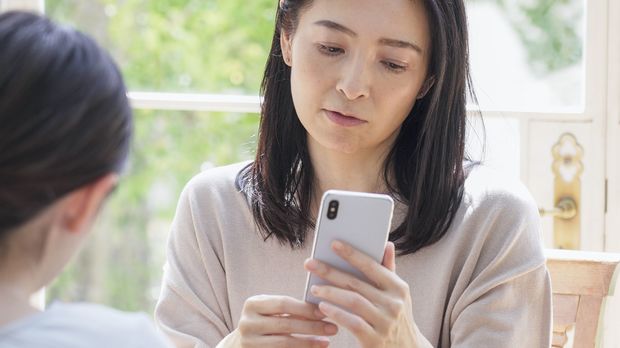 ようやく値下げになった携帯料金。プラン変更者は2割の現実