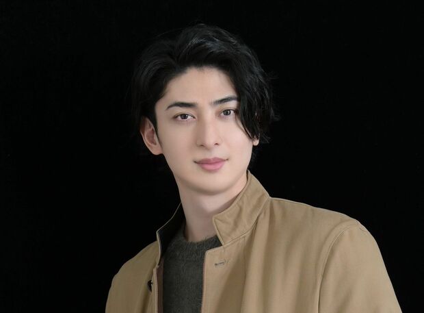 ミュージカル・ドラマ・音楽と八面六臂の活躍をする古川雄大。弱点はトークと自虐!?
