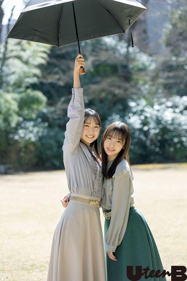 仲の良さはまるで姉妹! 日向坂46・四期生の藤嶌果歩と渡辺莉奈が可憐な姿を見せる!