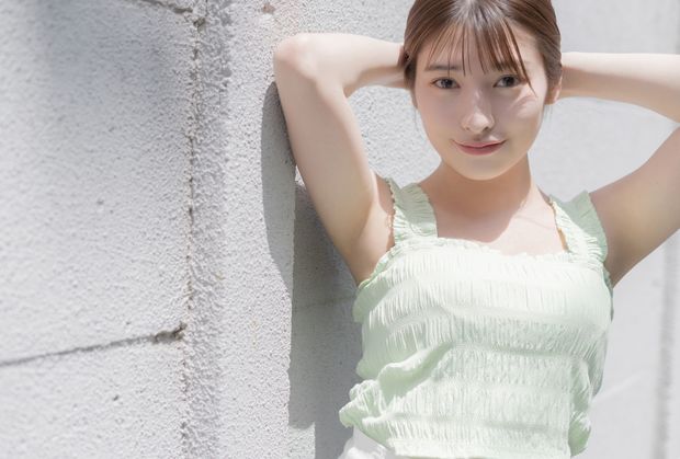 “あざとエロい”グラビアが話題の荒牧理沙「今後はサバサバ系を目指します!」