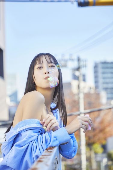『ミスマガジン2020』で審査員特別賞を受賞! 注目の新成人・大槻りこの素顔とは!?