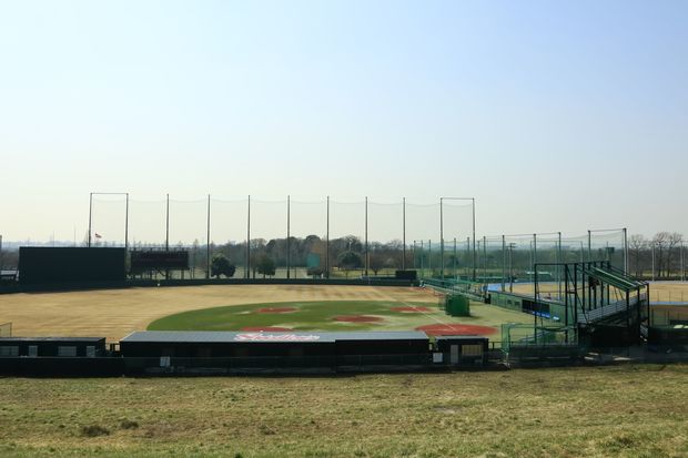 ボールが前に飛ばない。小笠原道大がぶち当たったプロ1年目の壁