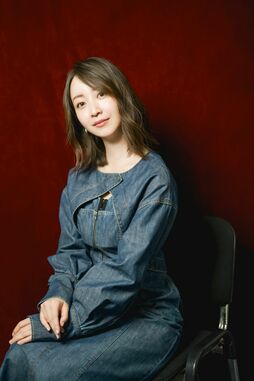 優等生で真面目な俳優・黒川智花。仕事の合間の意外な趣味を明かす