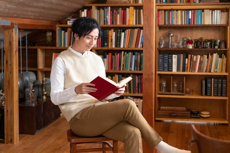 「スッキリさせない」モノに囲まれているのも味わい深い暮らし