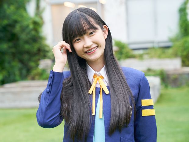 ひときわ華やかなキラキラスマイル! ちばひなのの笑顔が舞台を明るく照らす!!