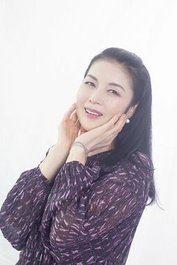 ほどよい筋肉、見事な肢体を披露した写真集が話題の藤あや子が明かす普段の生活