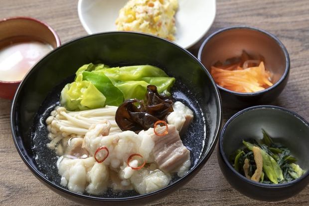 ドミニスタ歓喜! 博多のドーミーインは朝からもつ鍋食べ放題!!