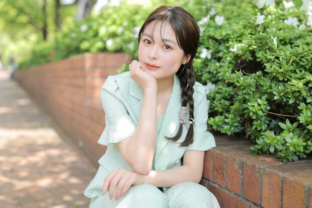 期待の若手女優・和内璃乃。一番落ち着く場所は古書店!
