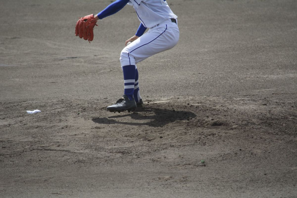 燕の不死鳥・館山昌平の背番号《25》は村田修一へのライバル
