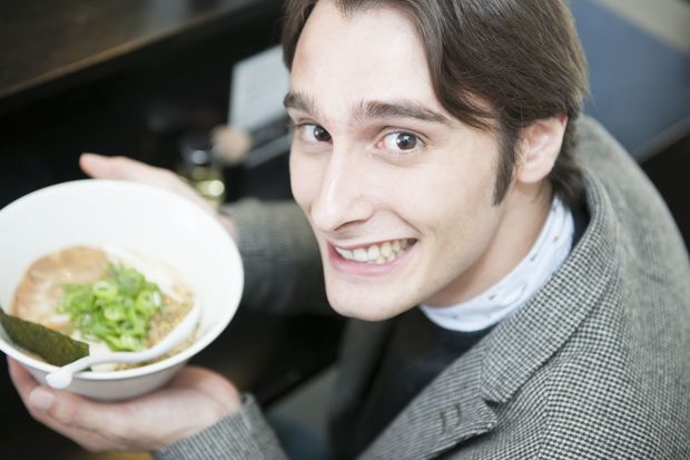 食べ過ぎ注意! 小麦粉は老化や病気につながる「腸もれ」の原因