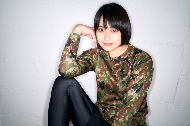 “自衛隊体操”で話題！「恐ろしく美しい元自衛官」かざりとは何者なのか？ | WANI BOOKS NewsCrunch（ニュースクランチ）