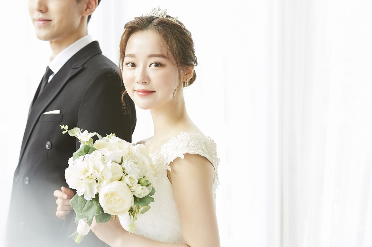子どもの 結婚式 までに親として知っておくべきマナー Wani Books Newscrunch ニュースクランチ