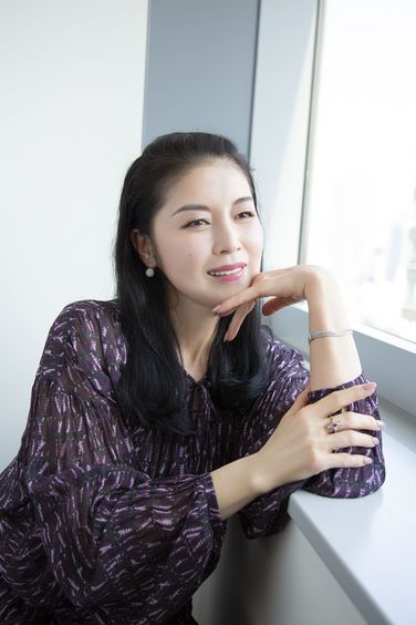ほどよい筋肉、見事な肢体を披露した写真集が話題の藤あや子が明かす普段の生活