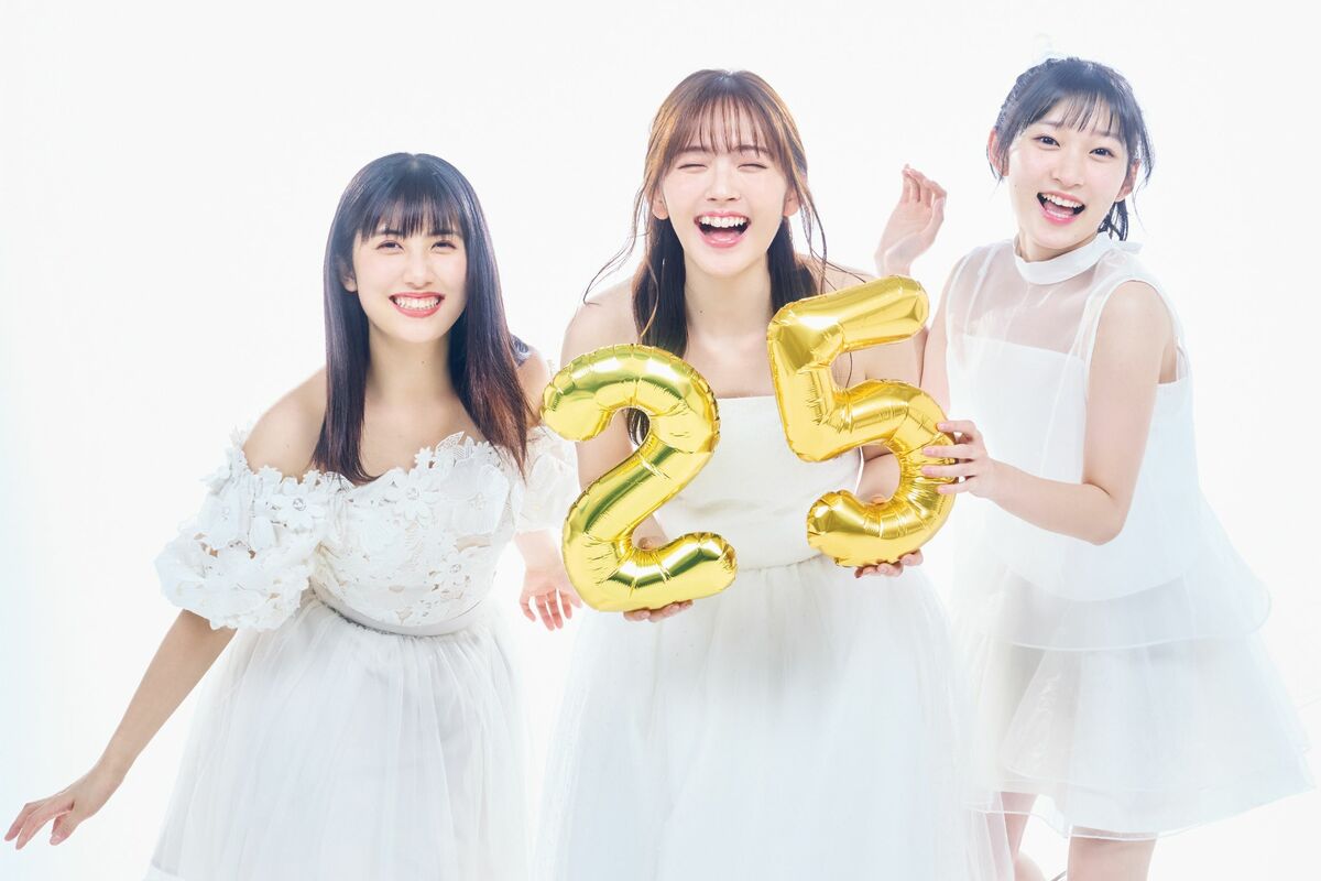 鈴木愛理　まとめ売り M-line 三大歌姫の鈴木愛理、佐藤優樹、宮本佳林がアップトゥボーイの