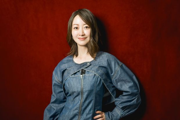 優等生で真面目な俳優・黒川智花。仕事の合間の意外な趣味を明かす