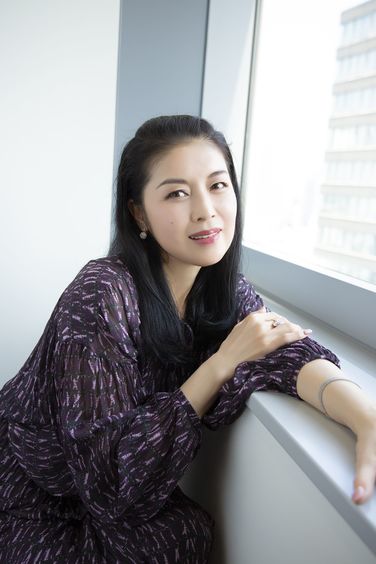 ほどよい筋肉、見事な肢体を披露した写真集が話題の藤あや子が明かす普段の生活