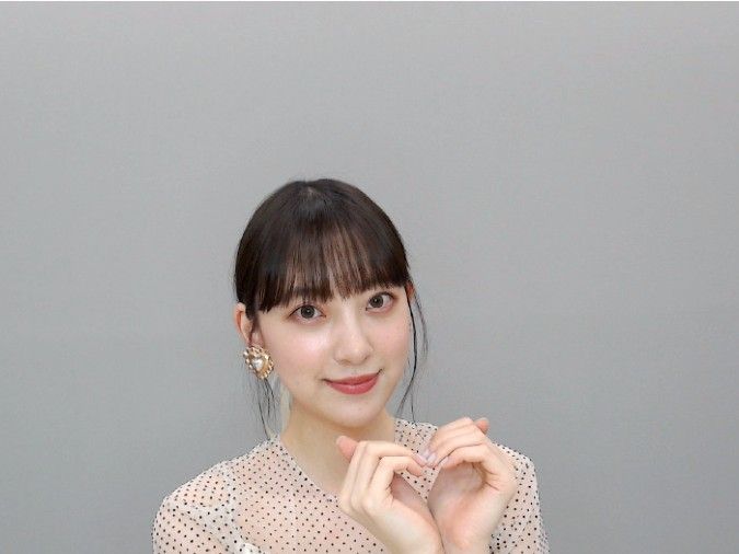 乃木坂46堀未央奈 超話題の写真集がついに発売 やり残したことはありません Wani Books Newscrunch ニュースクランチ