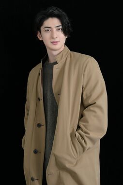 ミュージカル、ドラマ、音楽と八面六臂の活躍をする古川雄大。弱点はトークと自虐!?　撮影: 浦田大作