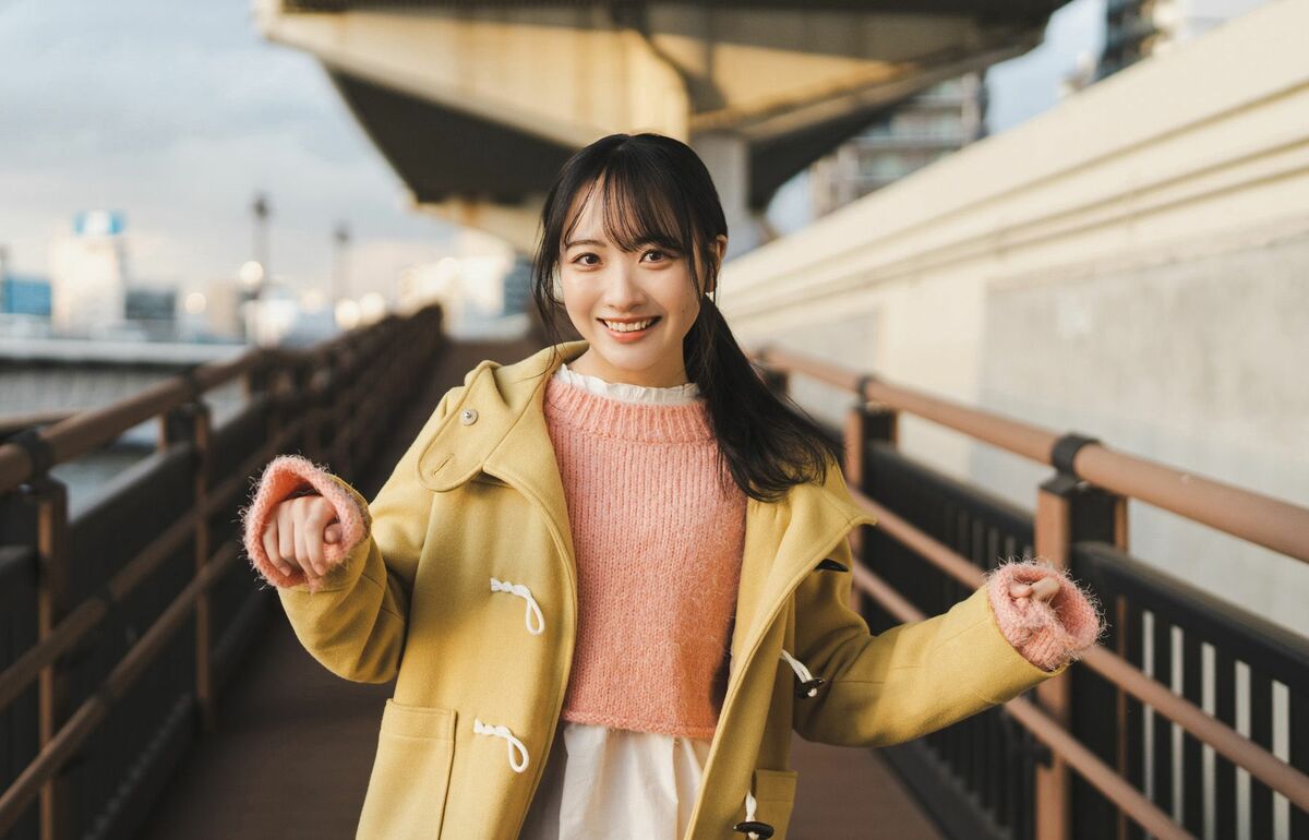 石田千穂① 画像・写真 | STU48石田千穂、22歳の黒ランジェリー姿 エキゾチックで