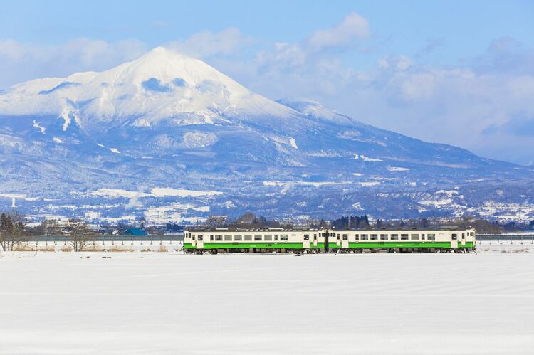 海外観光客にも人気! 紅葉と雪景色の美しい只見線の命運はどうなる?