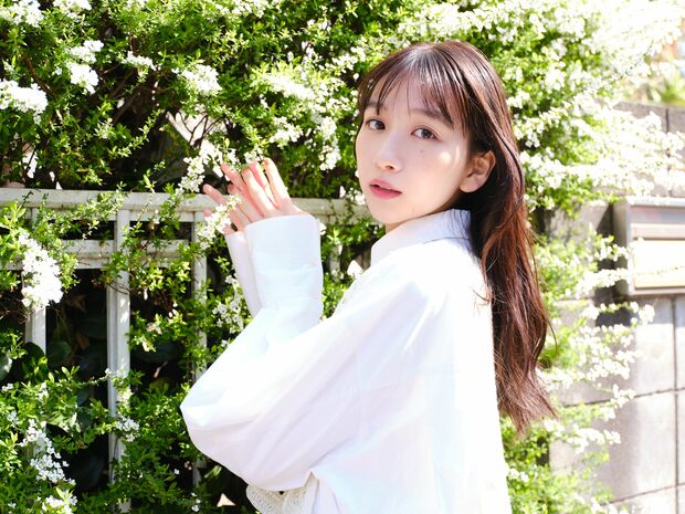 抜群のスタイルと癒し系スマイルが魅力!女優・杉本愛里のチャーミングな素顔に迫る!
